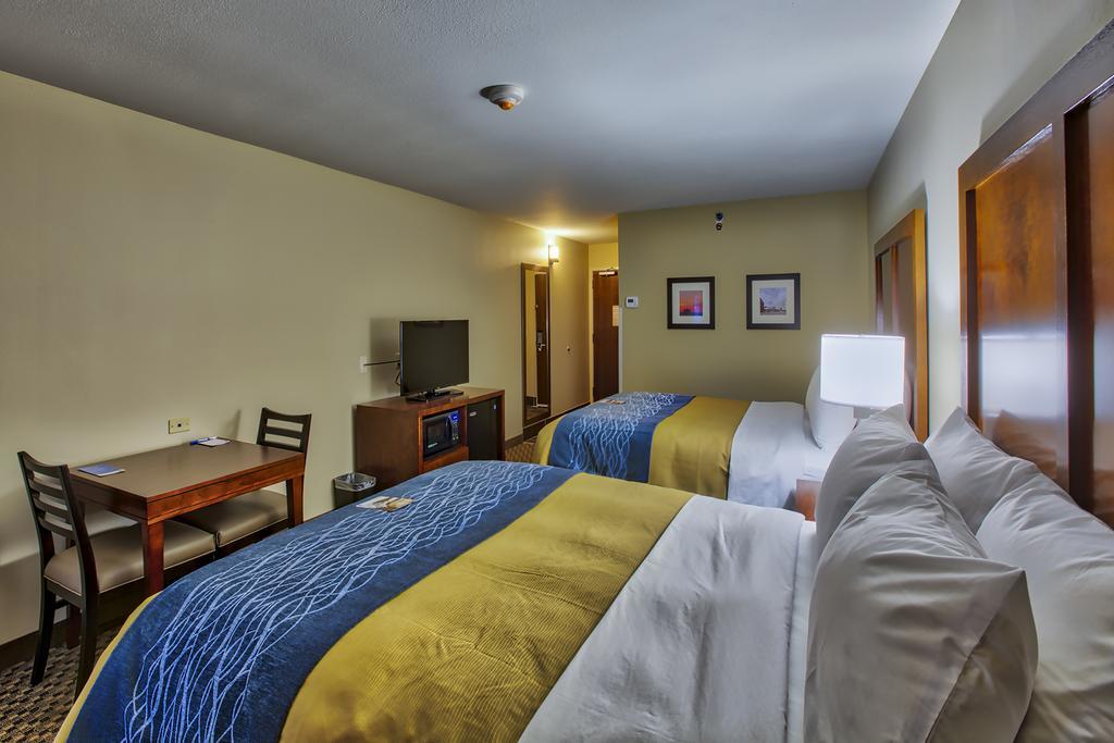 Comfort Inn Edwardsville - St Louis Exterior foto